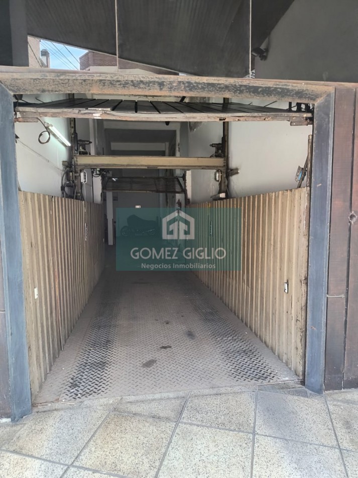 Cochera Fija en Chauvin 