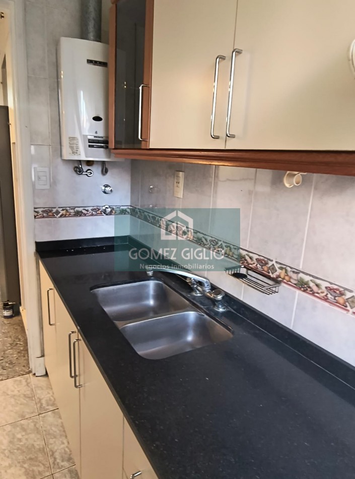 2 AMB COLON Y GUEMES