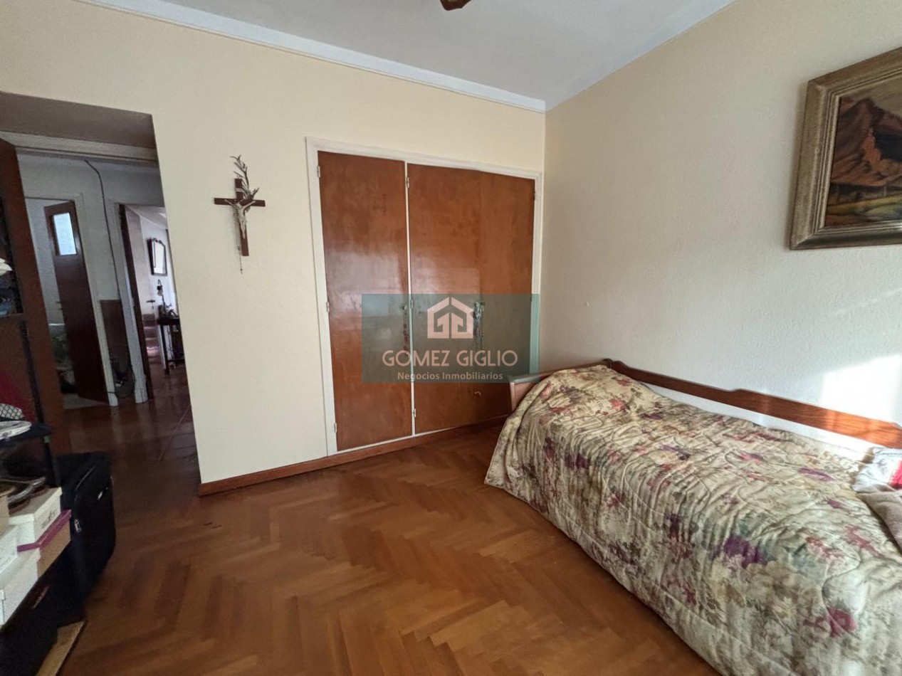 CASA EN VENTA - BARRIO CHAUVIN