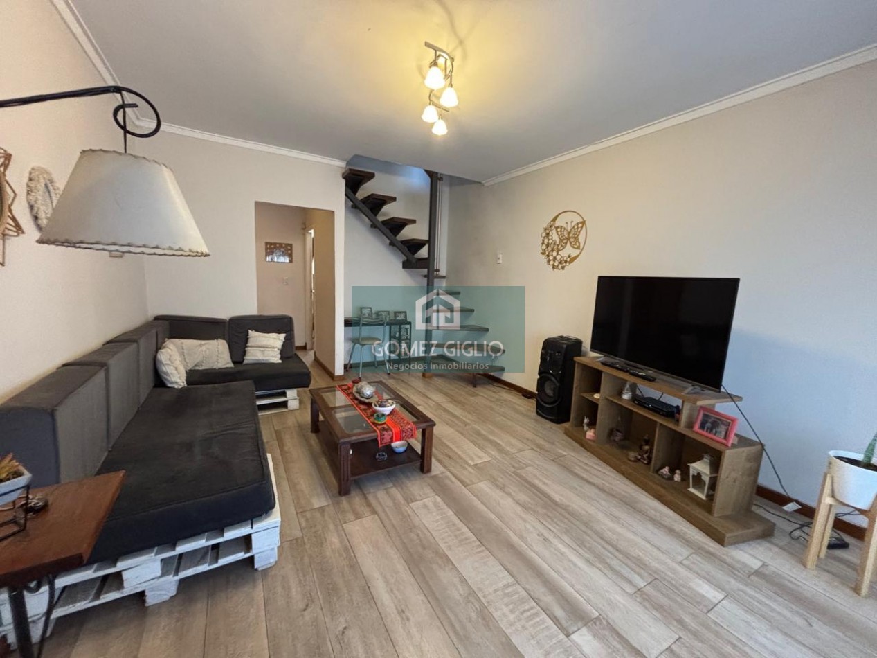 CASA EN VENTA - FLORENCIO SANCHEZ 1500