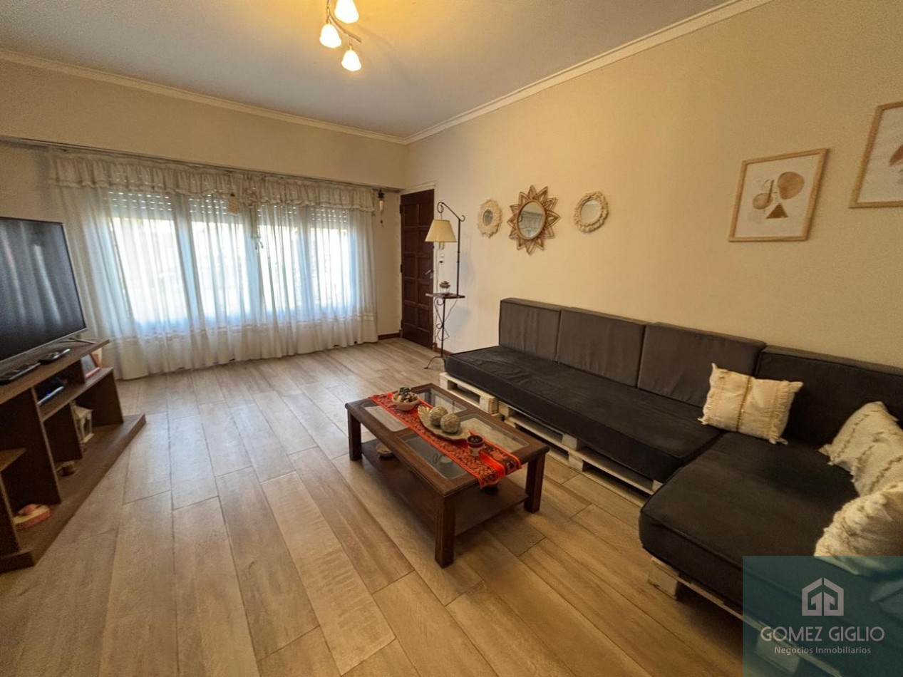 CASA EN VENTA - FLORENCIO SANCHEZ 1500