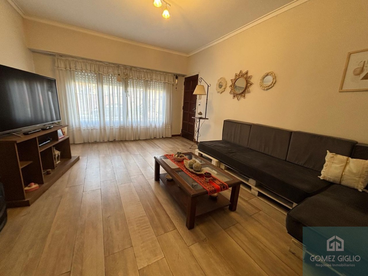 CASA EN VENTA - FLORENCIO SANCHEZ 1500