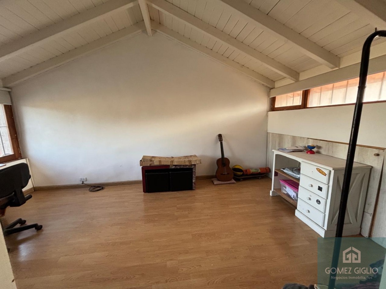 CASA EN VENTA - FLORENCIO SANCHEZ 1500