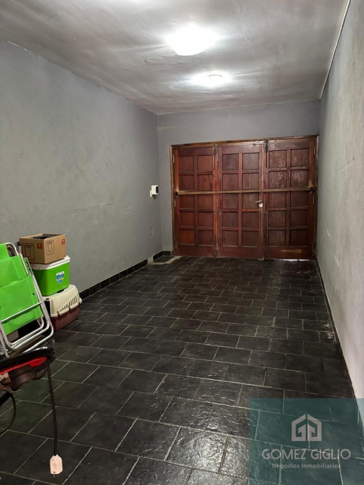 CASA EN VENTA - FLORENCIO SANCHEZ 1500