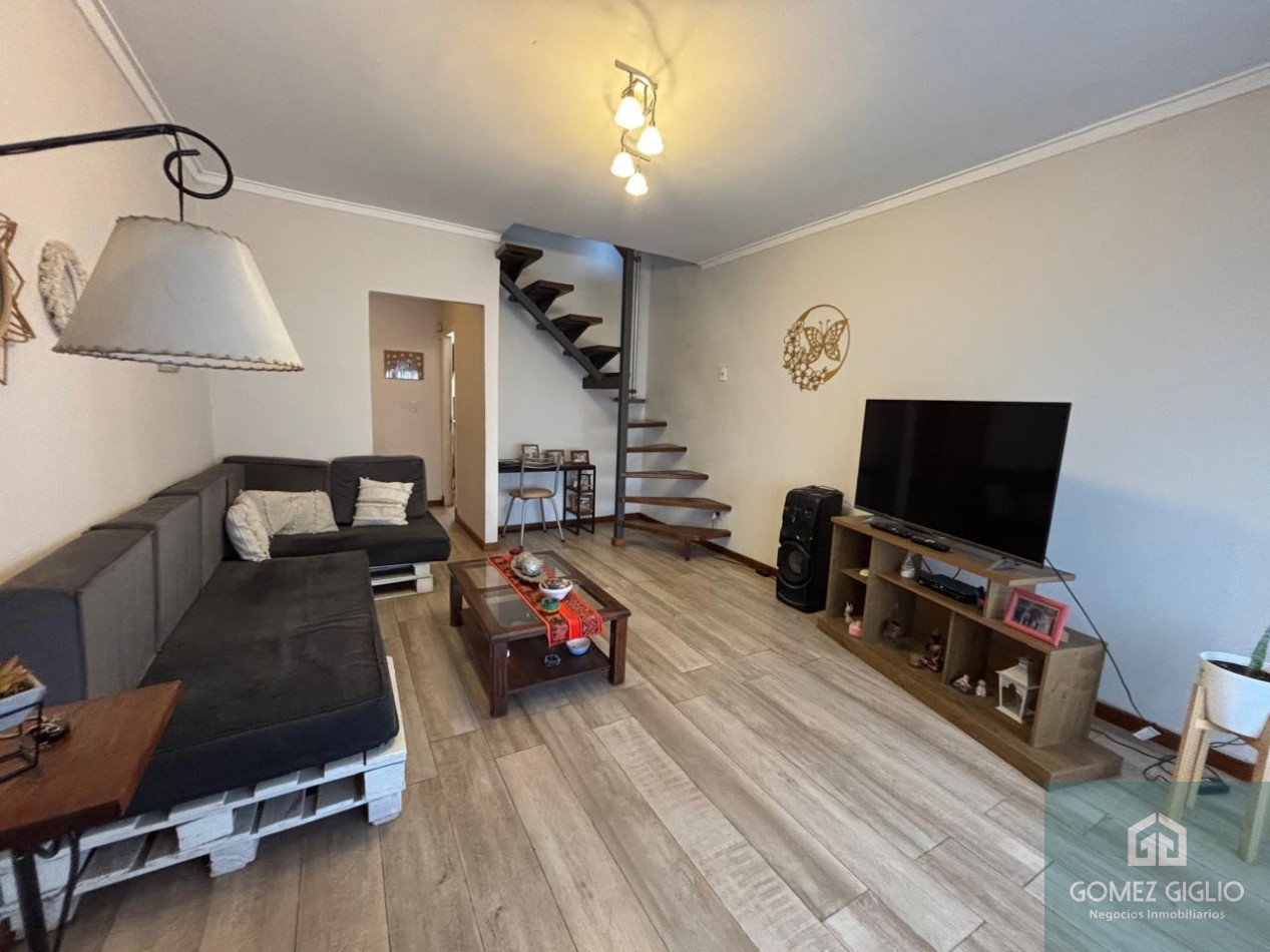 CASA EN VENTA - FLORENCIO SANCHEZ 1500