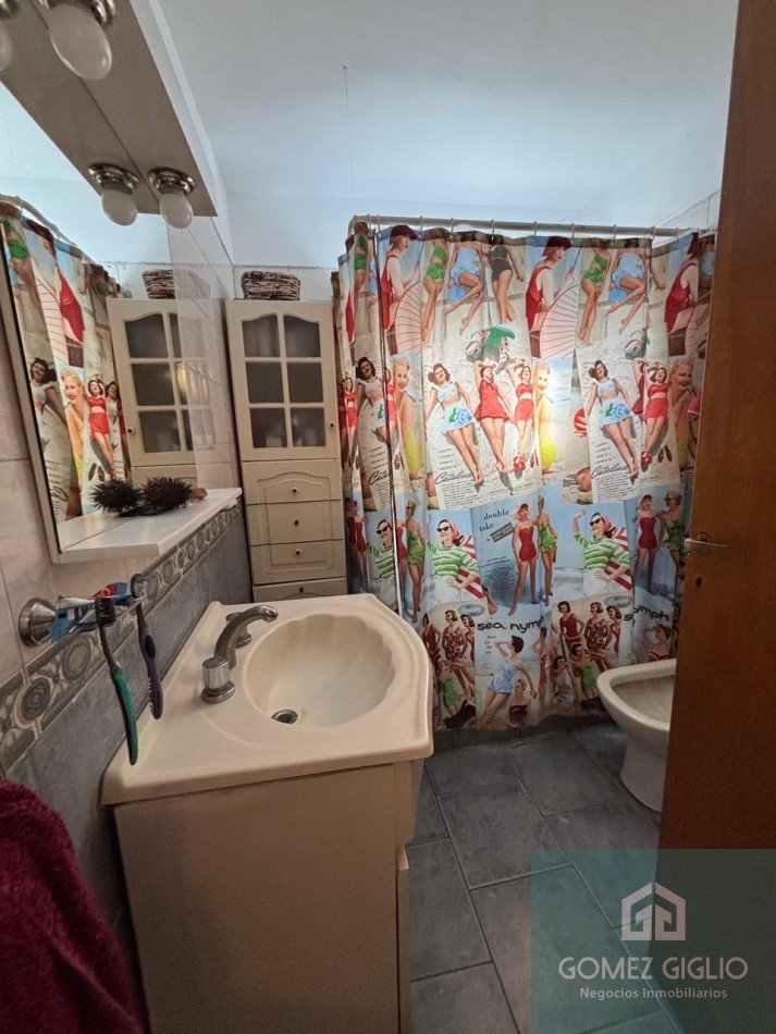 CASA EN VENTA - FLORENCIO SANCHEZ 1500
