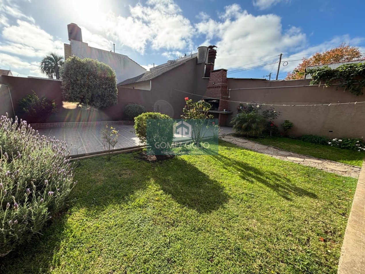 CASA EN VENTA - FLORENCIO SANCHEZ 1500