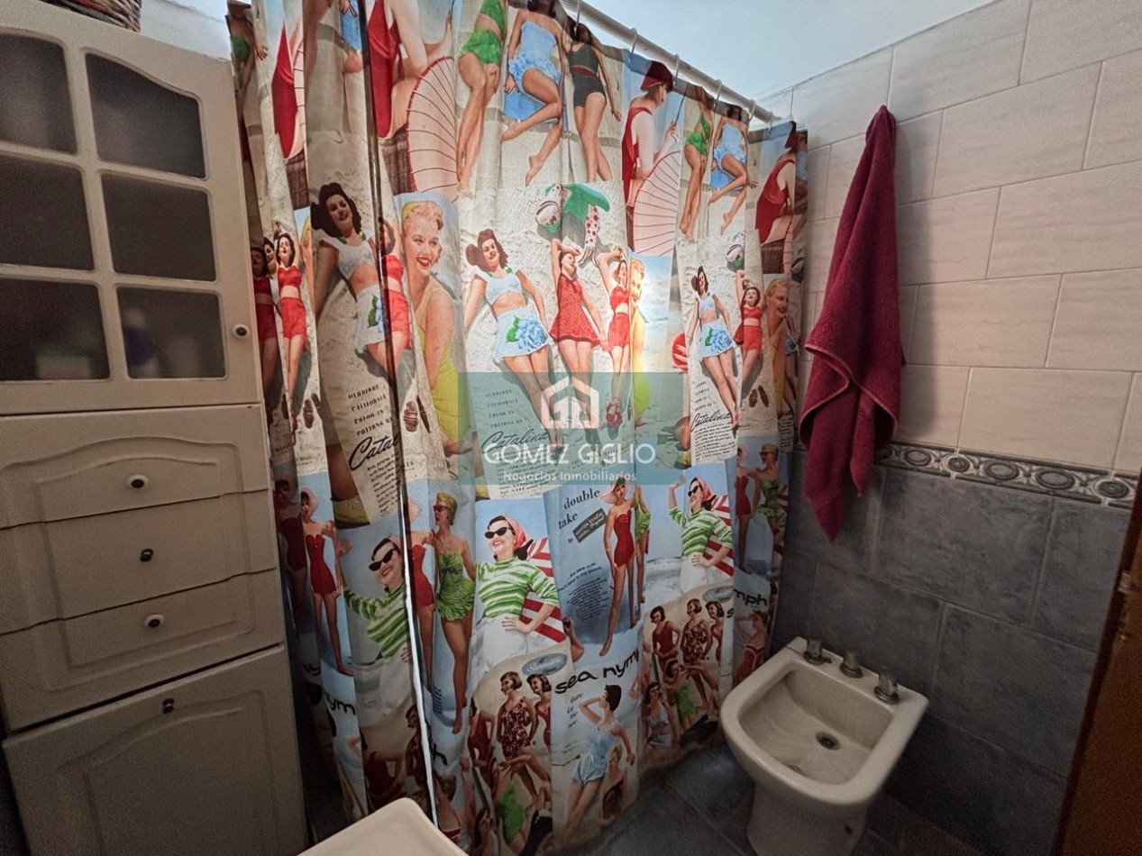 CASA EN VENTA - FLORENCIO SANCHEZ 1500