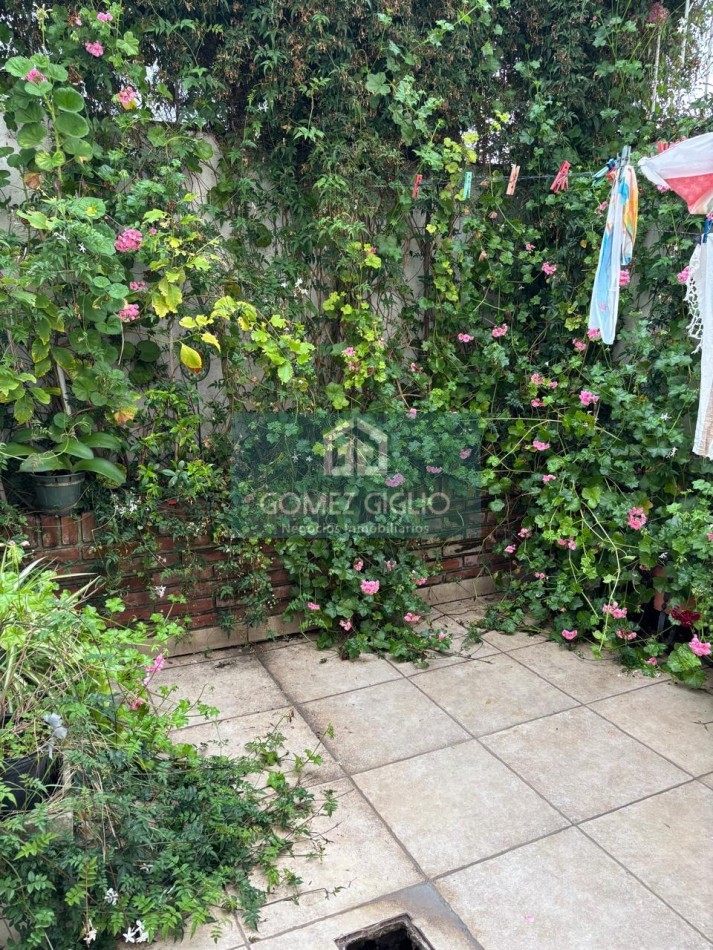 CASA EN VENTA - BARRIO CHAUVIN