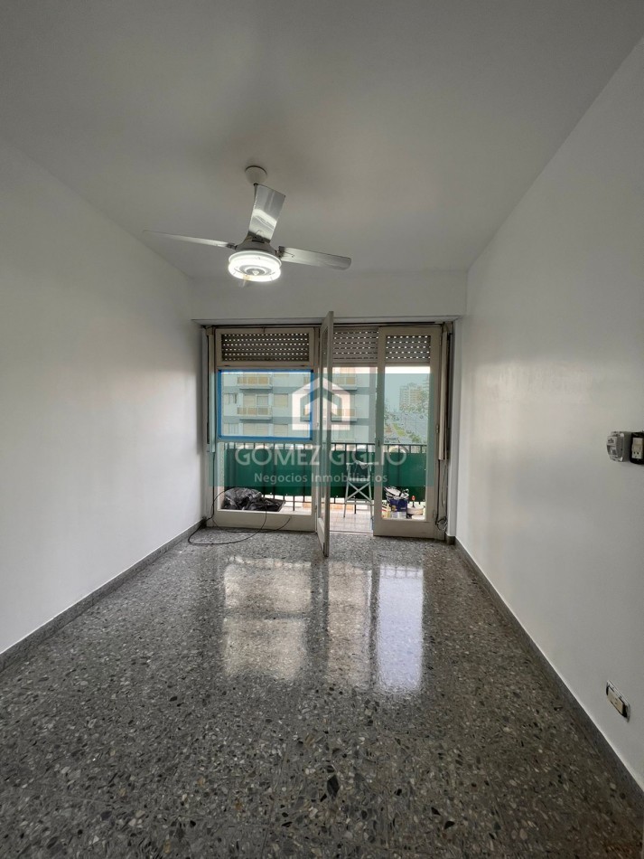 2 AMB COLON Y GUEMES