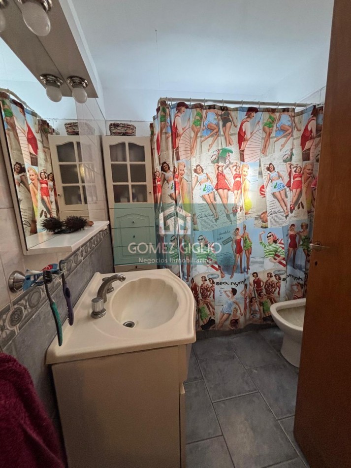 CASA EN VENTA - FLORENCIO SANCHEZ 1500