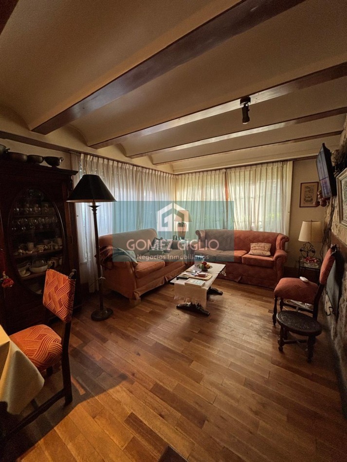 CASA EN VENTA - BARRIO CHAUVIN