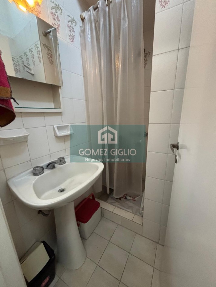 CASA EN VENTA - BARRIO CHAUVIN