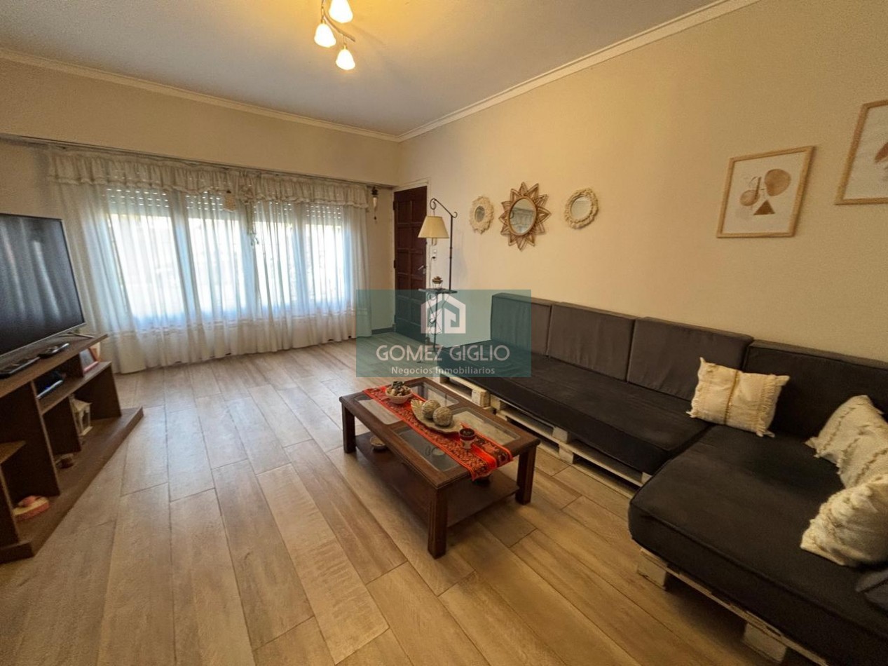 CASA EN VENTA - FLORENCIO SANCHEZ 1500